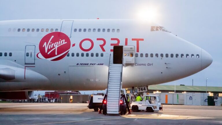 Virgin Boeing 747 to launch rocket into space